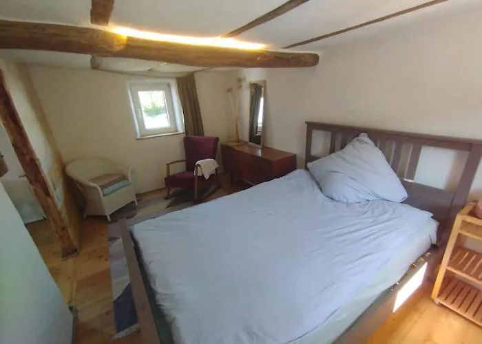 Kleine Urige Im Lehmbau *